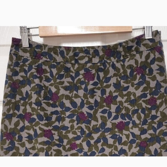 Boden Floral Needlecord Corduroy Frill Ruffle Skirt Size 8 Green Purple - Picture 2 of 7